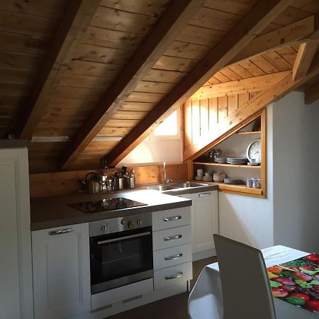 Apartment Largo IV Novembre Сан-Феделе-Интельви Экстерьер фото